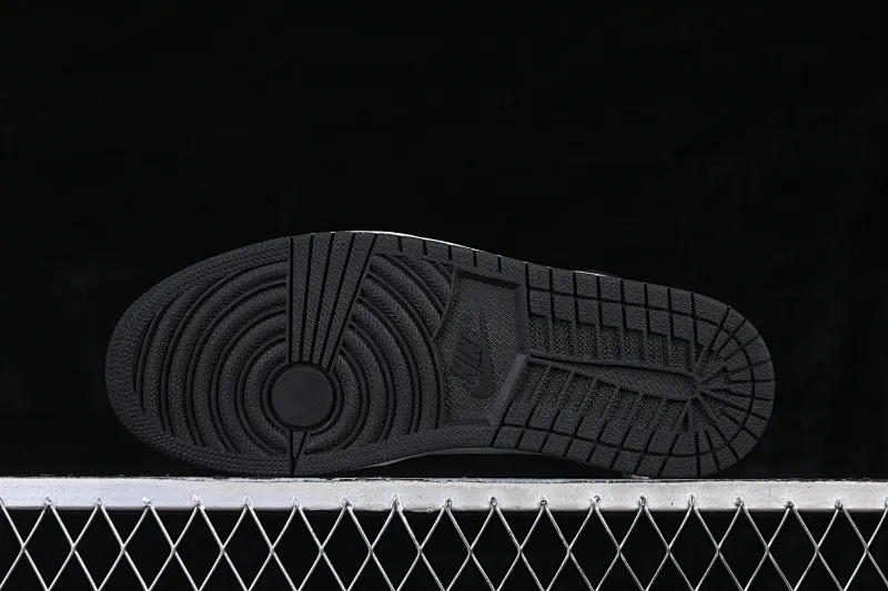 All categories Air Jordan Jordan series basketball shoes Air Jordan 1 High Fragment Design x Union x Air Jordan 1 Hi Joe 1 Fujiwara Hirota Lightning high-top basketball shoes II7282-100